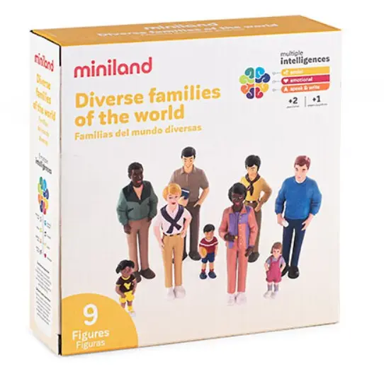 FIGURAS FAMILIAS DEL MUNDO 9UD