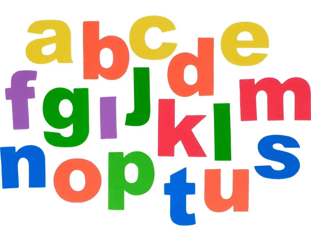 LETRAS MINUSCULAS GOMA EVA 104 UDS  