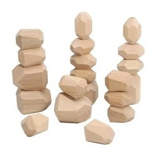 [825509] ROCAS DE MADERA NATURAL APILABLES 20 PIEZAS